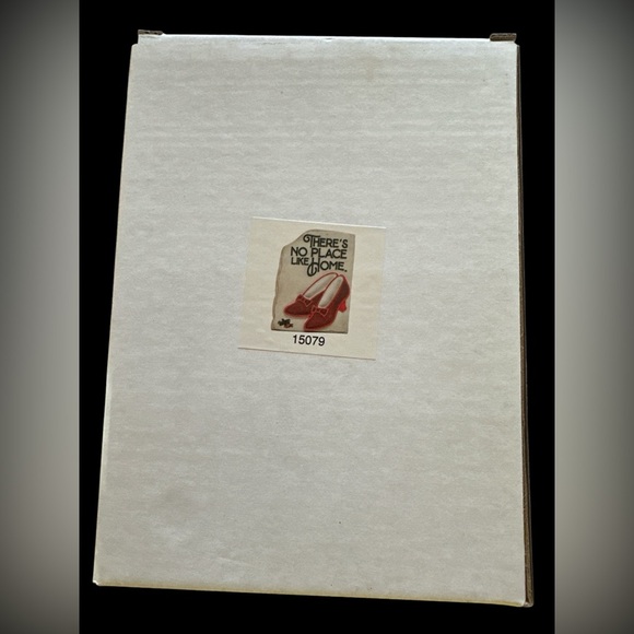 NWT Spoontiques Ruby Slippers Garden Statue - Picture 4 of 5